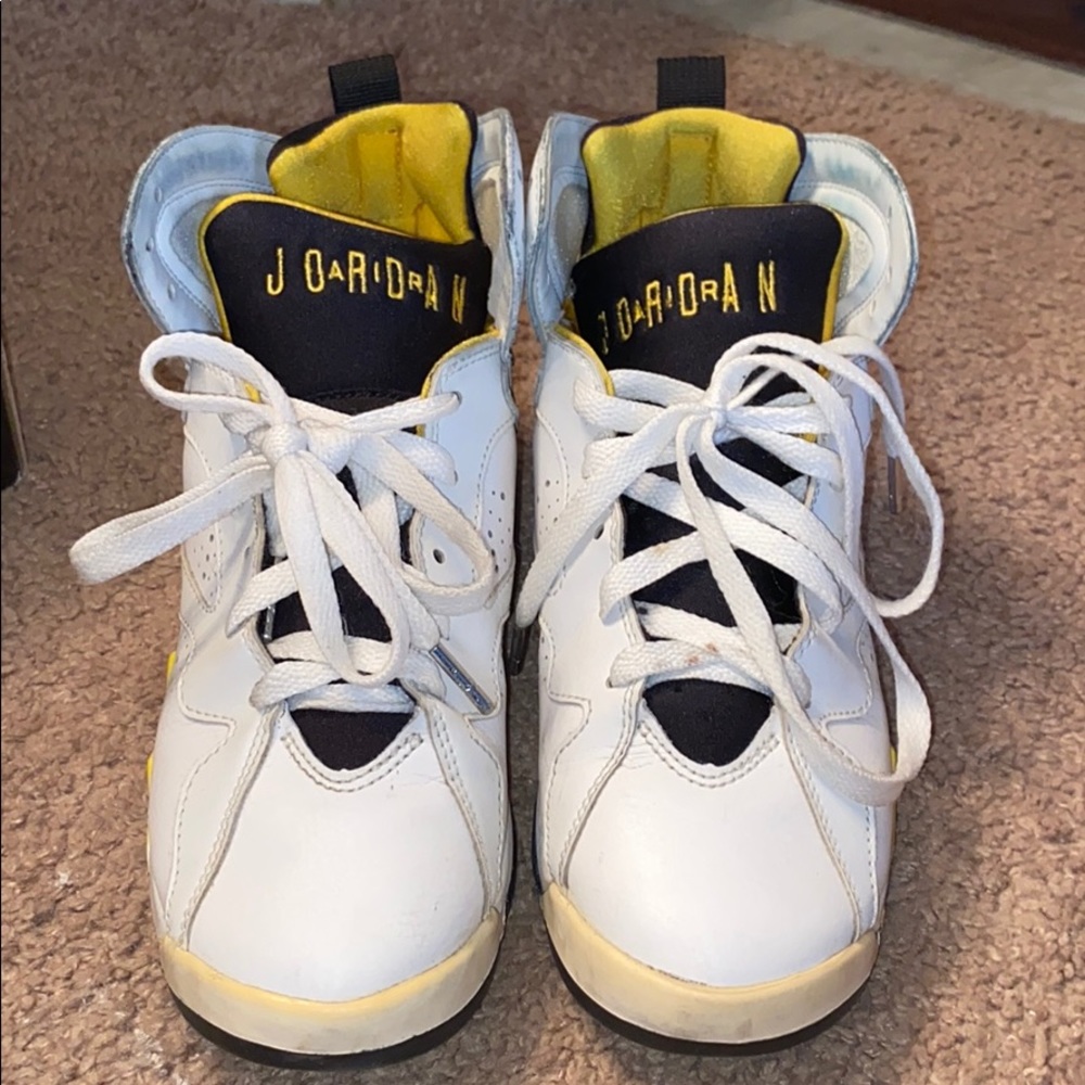 Jordan 7 Retro Varsity Maize